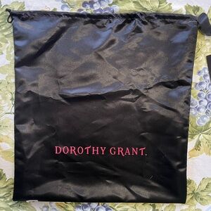 Dorothy Grant. “Raven comes full circle.” bag. Unique piece. Black leather